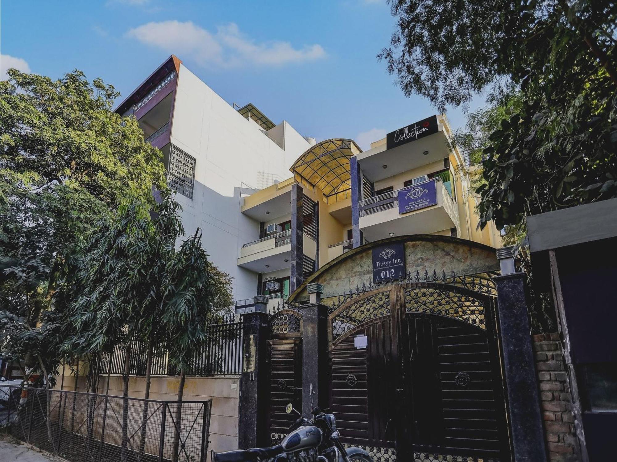 Hotel Capital O Uk House Residency Gurgaon Exterior foto